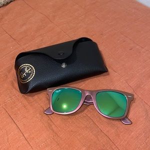 Perfect condition ray ban glasses. Literally never worn